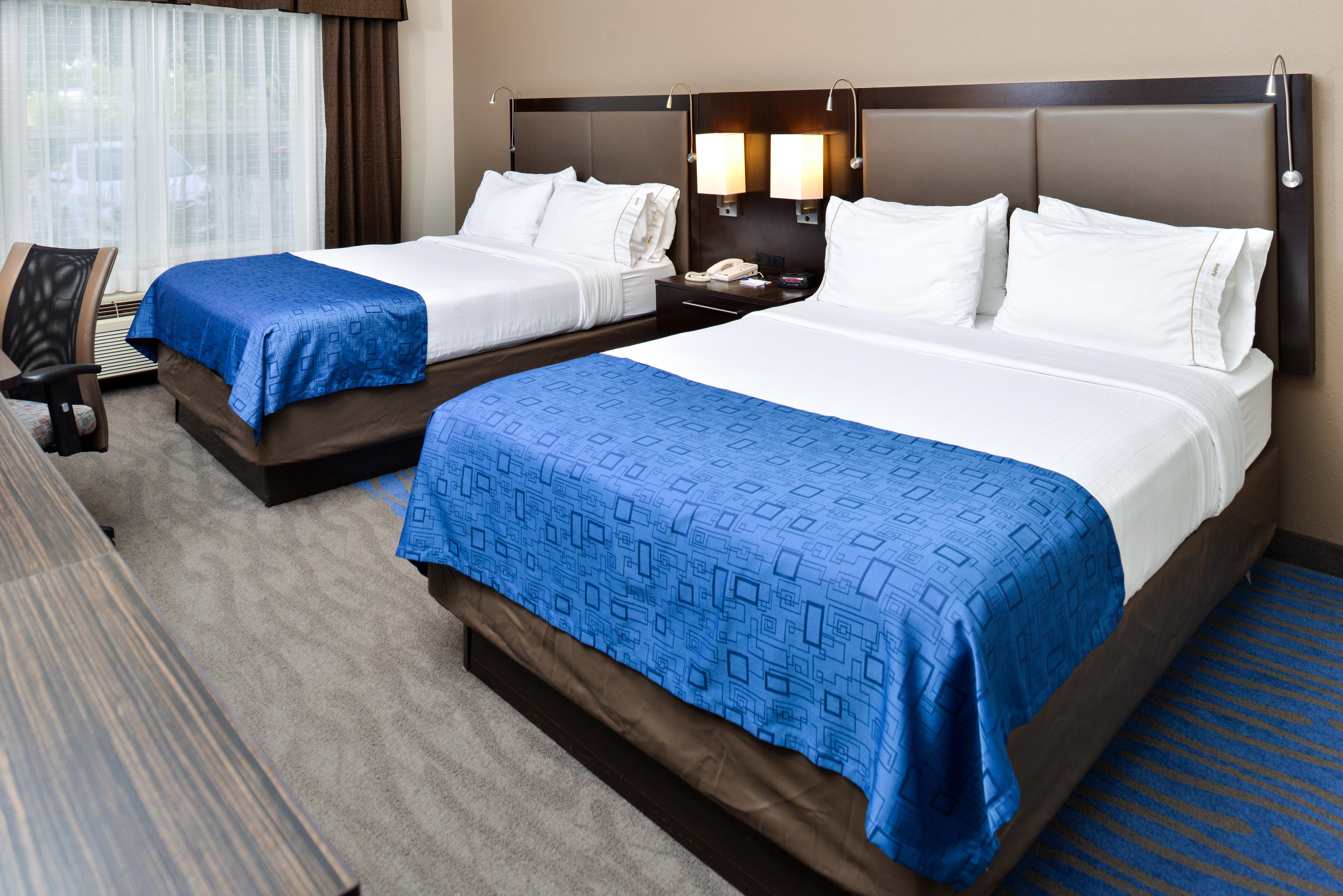 Holiday Inn Express Hotel & Suites St. Louis West-O'Fallon By Ihg Екстериор снимка
