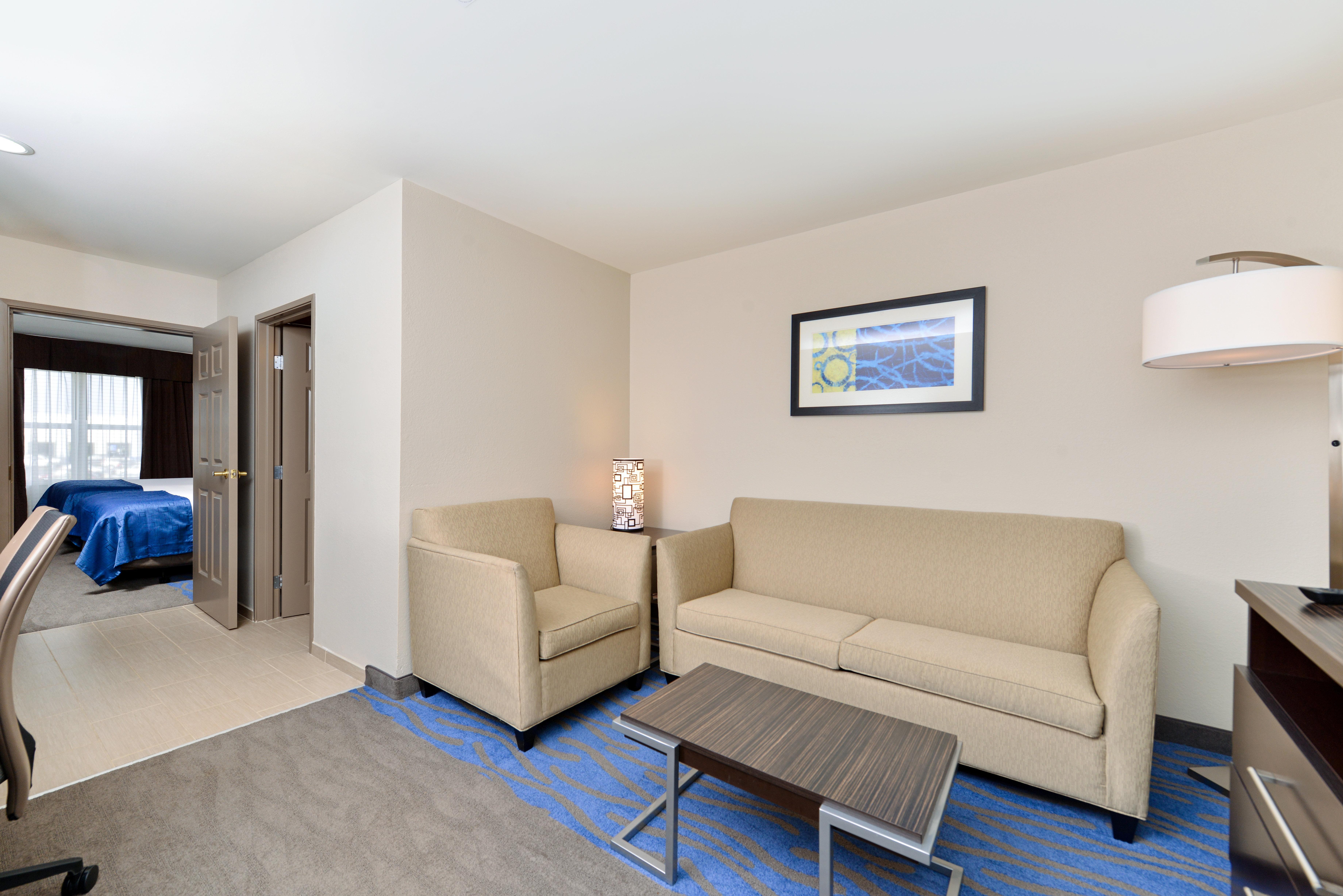 Holiday Inn Express Hotel & Suites St. Louis West-O'Fallon By Ihg Екстериор снимка